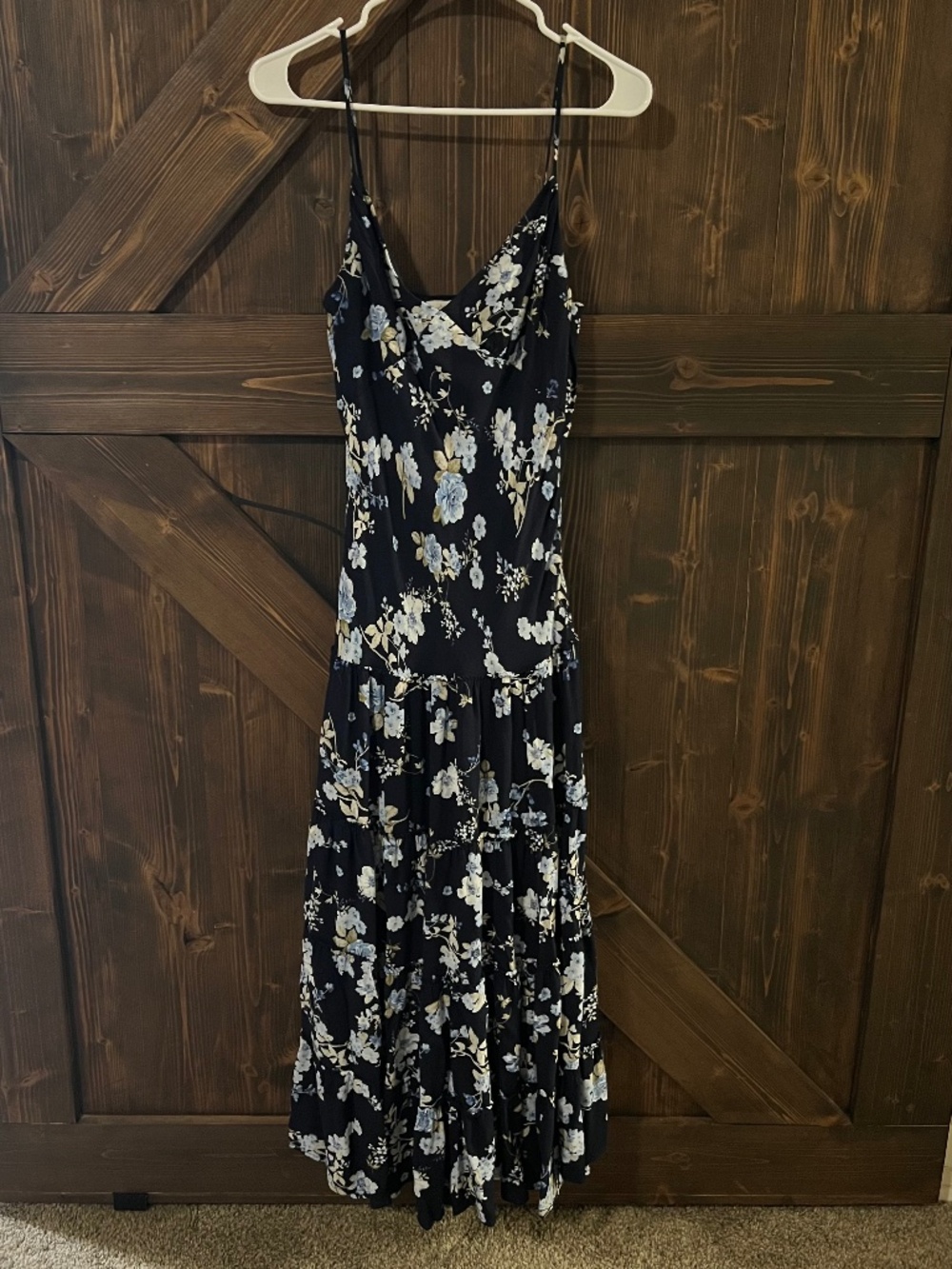 WAYF Floral Midi Dress Navy Blue Blue Cream Floral Spaghetti Strap Size M